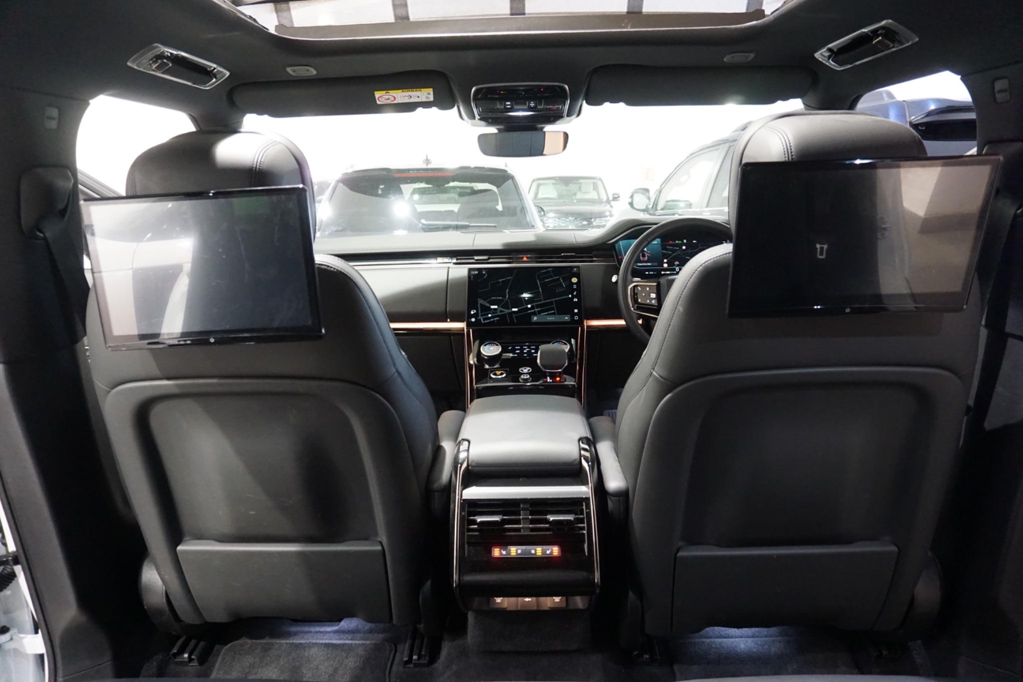Land Rover Range Rover Sport 3.0 D300 MHEV Dynamic SE Auto 4WD Euro 6 (s/s) 5dr